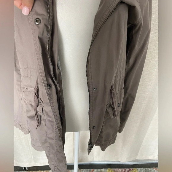 COPY - Women's LOFT Hooded Utility Jacket - Sz. M - Picture 3 of 6